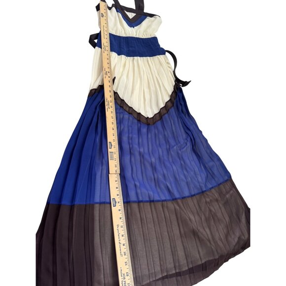 Milly Pleated Maxi Dress. Size 8. Blue/White Color Block Belted - Picture 12 of 16